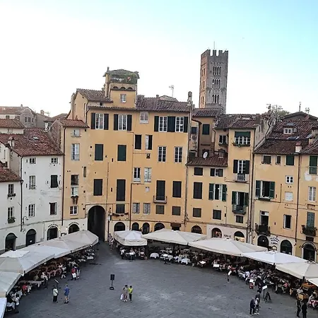 Caesar'S Luxury Apartment In Lucca Center Town Roman Amphitheater Exterior photo